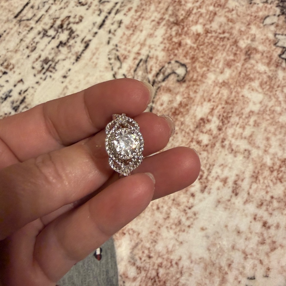 Infinity Style Ring - image 2